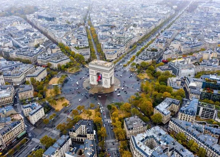 Nid Douillet Proche Paris *