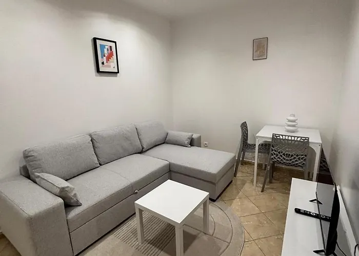 Nid Douillet Proche Paris Apartment Bobigny